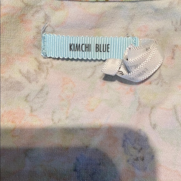 Urban Outfitters Kimchi Blue Floral Print Tee - Picture 11 of 15